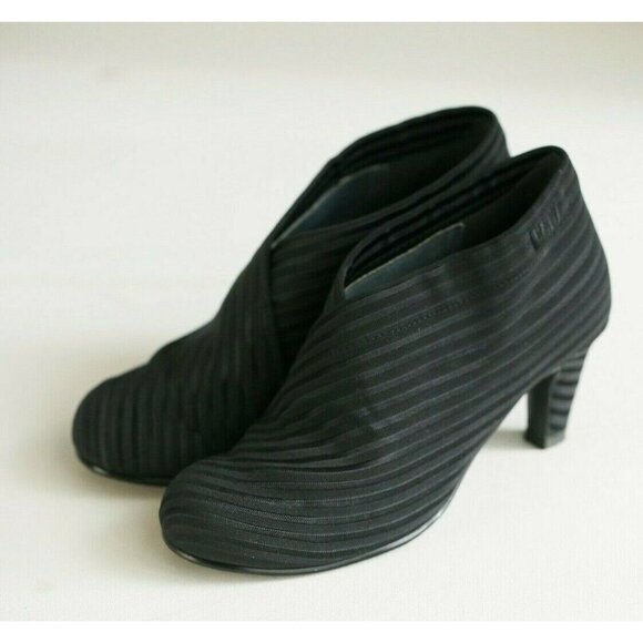 United Nude Black on Black Low Heel Booties 36 - Picture 5 of 10